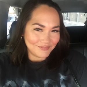 Meet your Posher, Jenn